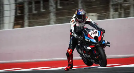 SBK | Round Catalogna 2024, Gara 1: Toprak Razgatlıoğlu ribalta il pronostico e vince su Bulega all’ultimo giro