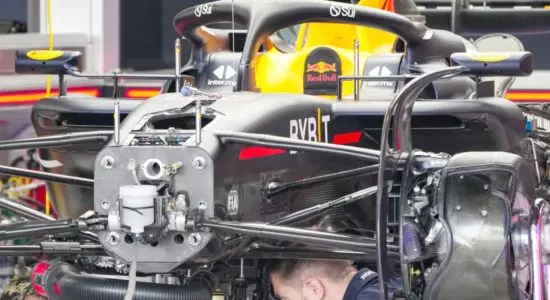 F1 | GP Giappone 2024: Red Bull ha ridotto le aperture orizzontali sulla RB20 (e aperto due nuove prese ai lati dell’Halo)