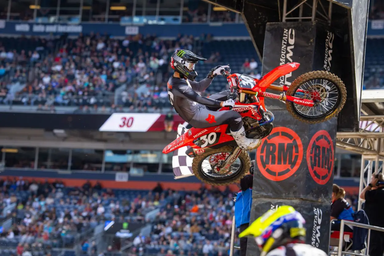 Supercross | Denver 2024, Shimoda (Honda): “Ho attraversato delle difficoltà, sono felice di avere vinto”