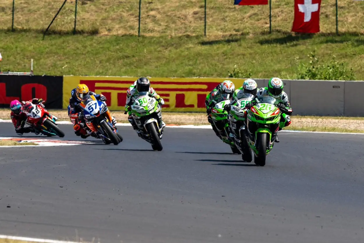 SSP300 | Round Portogallo 2024, Gara 2: Mirko Gennai fa il pokerissimo a Portimão. Di nuovo out Iglesias