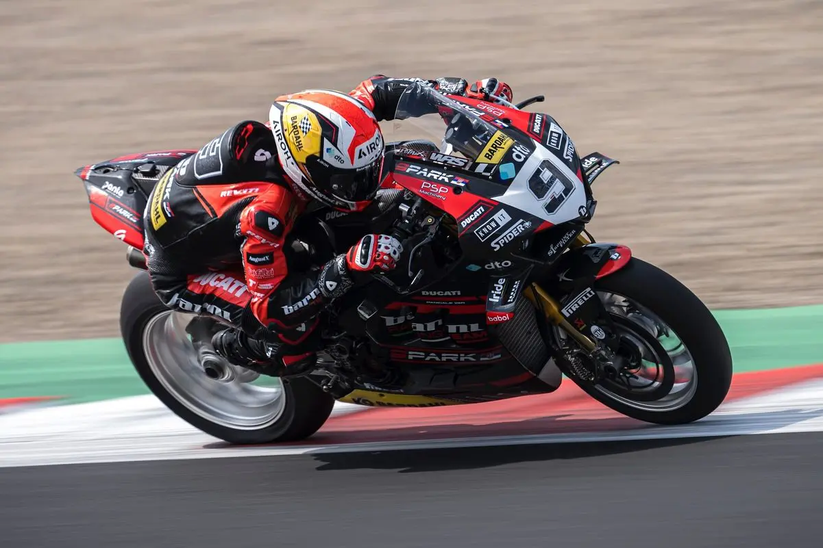 SBK | Danilo Petrucci rinnova col team Ducati Barni per il 2025