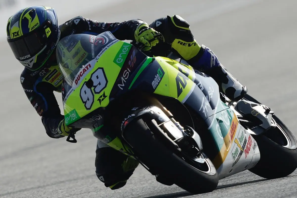 MotoE | GP Austria 2024: Óscar Gutiérrez vince Gara 1 e tiene aperta la lotta titolo