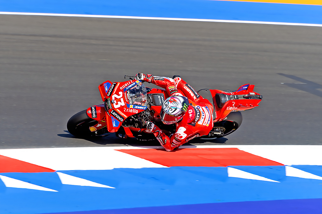 MotoGP | GP Emilia-Romagna 2024, Gara: Enea Bastianini conquista Misano ...