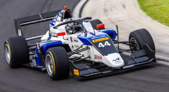 Formula Regional Europe | Red Bull Ring 2024, Gara 2: Théophile Nael parte bene e tiene alle spalle gli avversari fino alla bandiera a scacchi