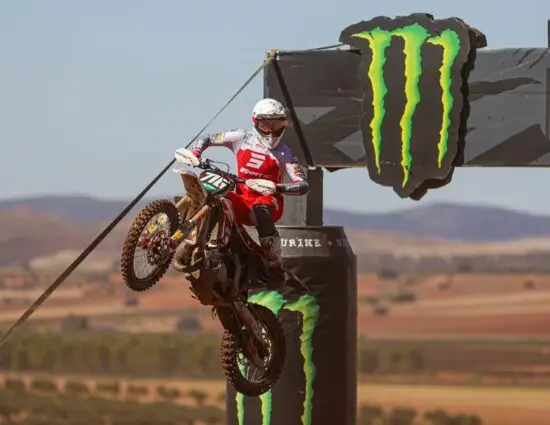 EMX125 | GP Castilla-la Mancha 2024: vittoria e titolo europeo per Noel Zanócz