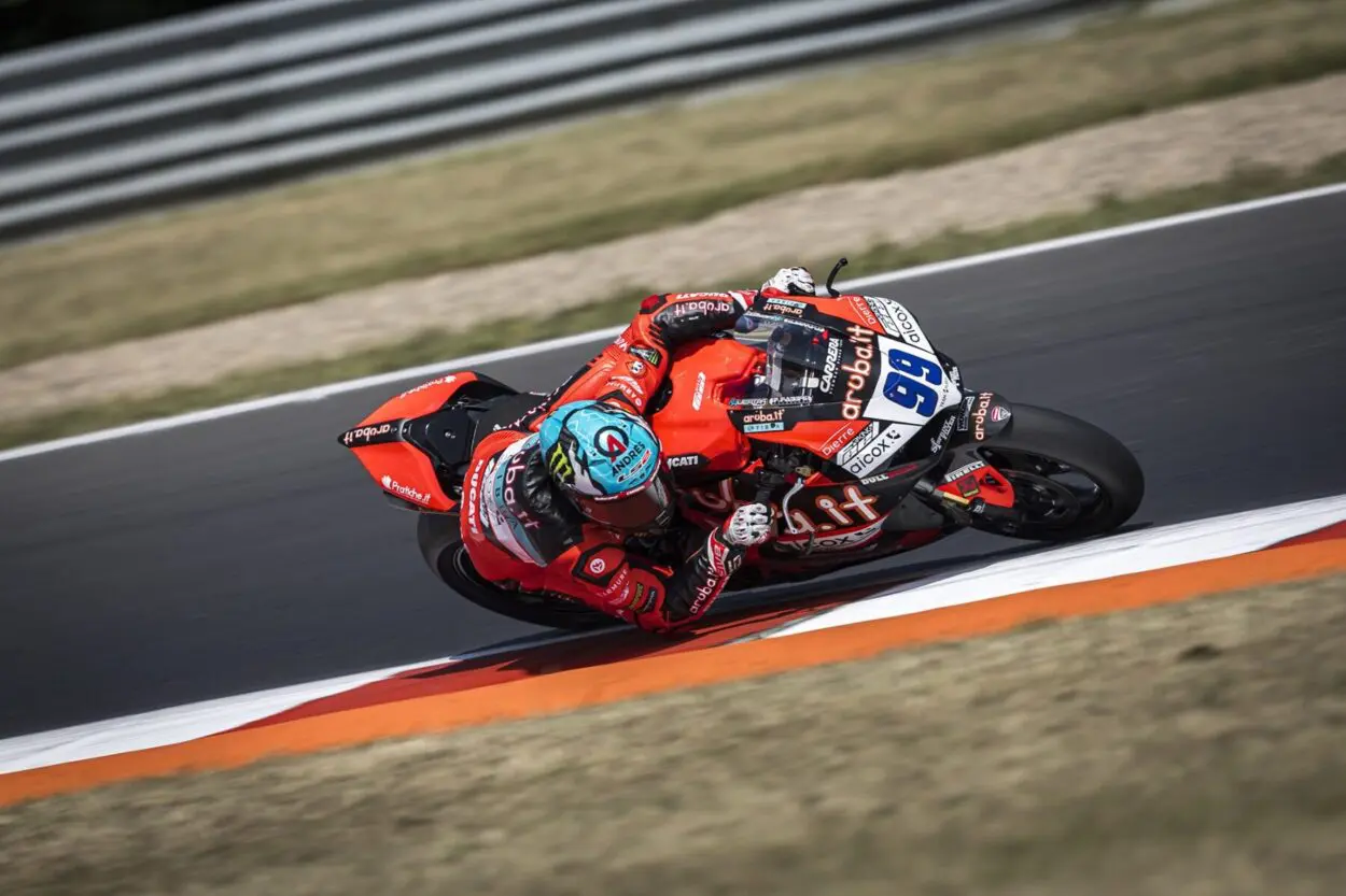 Moto2 | Adrián Huertas passa al Motomondiale con Italtrans Racing per il 2025. Affiancherà Diogo Moreira