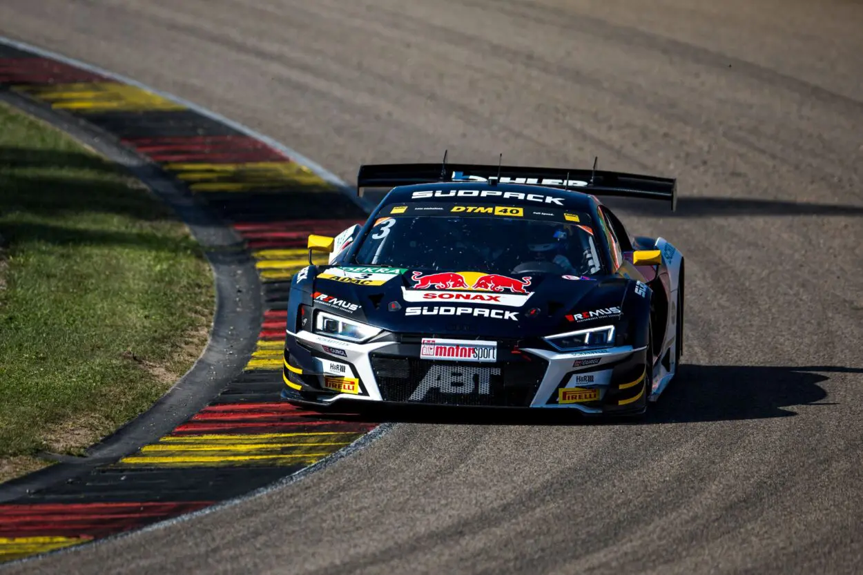 DTM | Sachsenring 2024: Kelvin Van der Linde comanda le FP1