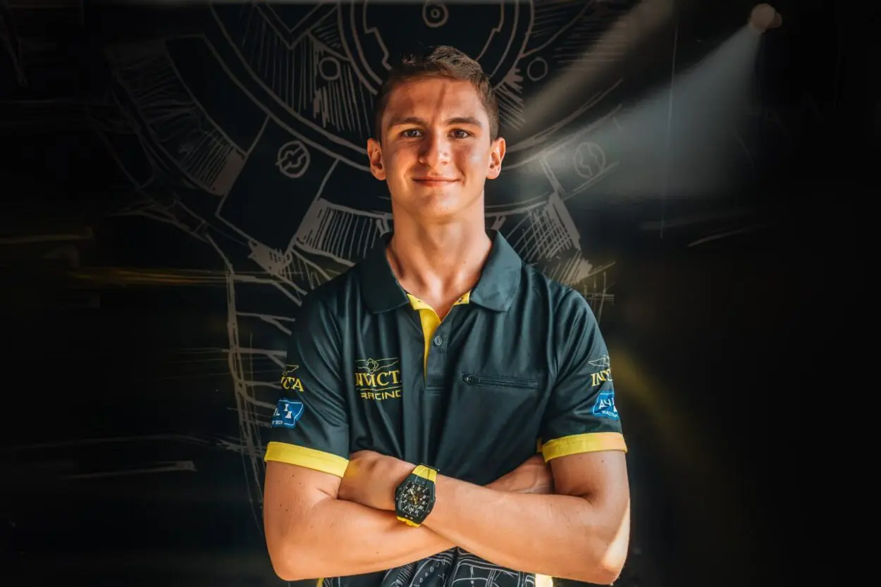 F2 | Leonardo Fornaroli è il primo pilota della griglia 2025 con Invicta Racing