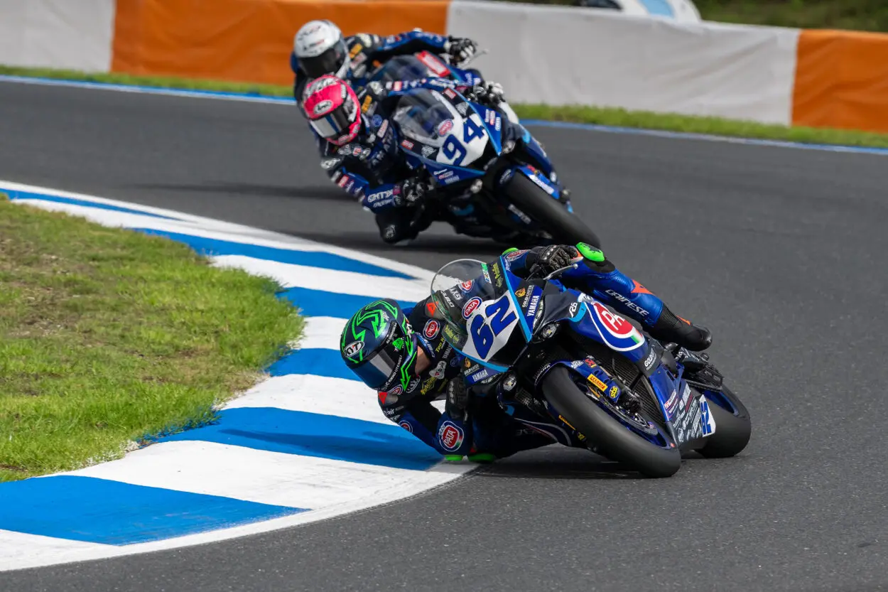 SSP | Round Estoril 2024, warm-up 2: Stefano Manzi al comando su Yamaha nella domenica mattina