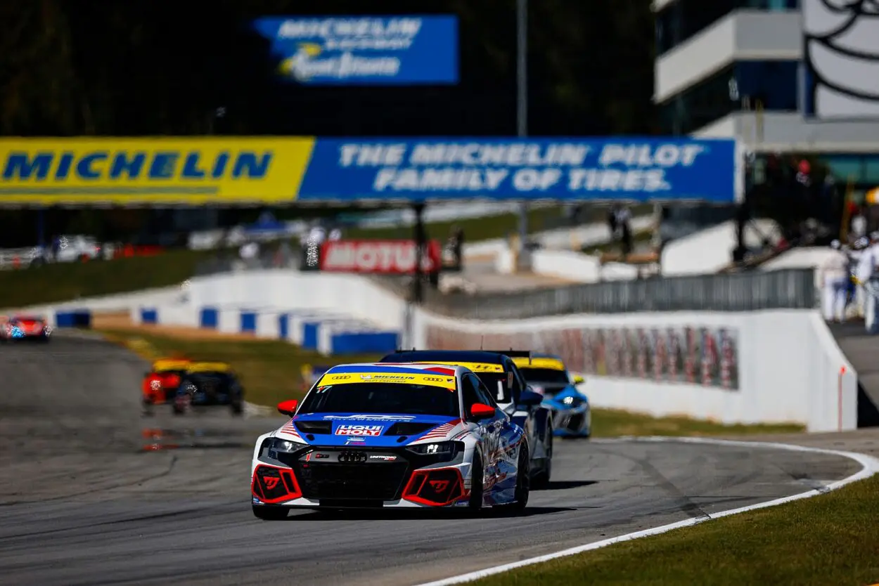 TCR | Miller e Taylor fermano il dominio di Hyundai, Boardley bicampione britannico