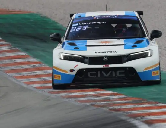 FIA Motorsport Games 2024, TCR – Qualifying Race: Montenegro (Argentina) si impone nonostante una penalità