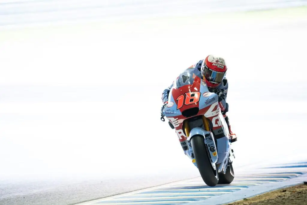 Moto2 | GP Giappone 2024, Gara: Manuel González vince per la prima volta nel Motomondiale, colpo iridato per Ai Ogura