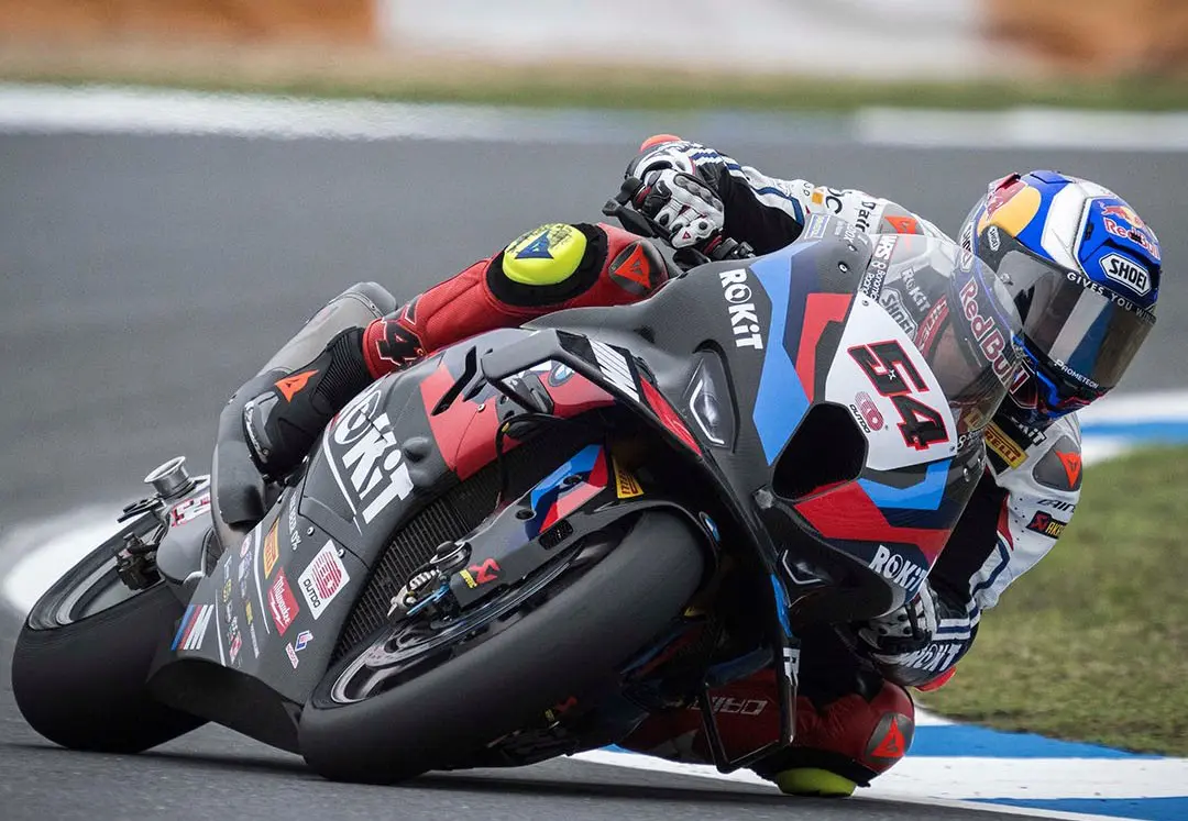 SBK | Round Estoril 2024, gara 1: Razgatlioglu torna a vincere e dominare, sul podio Bulega ed un monumentale Lecuona. Cade Bautista