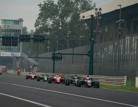 Euro 4 | Monza 2024: Kean Nakamura-Berta vince il duello contro Bohra e si aggiudica Gara 2