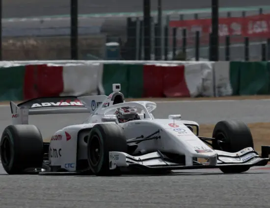 Super Formula | Suzuka #2 2024: Kakunoshin Ohta centra la pole position nelle Qualifiche 1