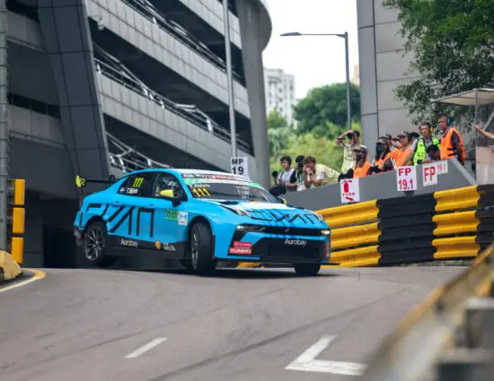 TCR World Tour | Macao 2024, Gara 1: Björk fa sua la vittoria e si avvicina a Michelisz. Zhang Zhendong campione asiatico