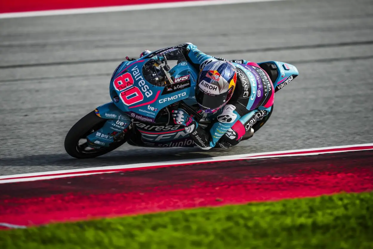 Moto3 | GP Barcellona 2024, Qualifiche: David Alonso conquista la sua ultima pole position nella classe leggera