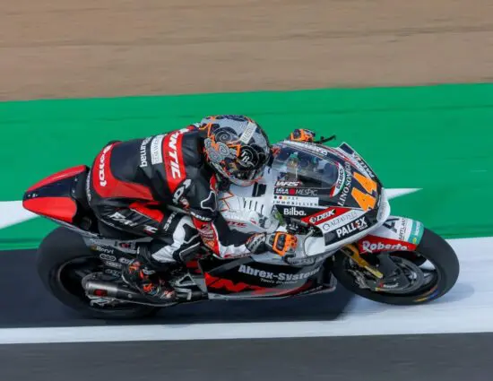 Moto2 | GP Barcellona 2024, Qualifiche: Arón Canet conquista la sua sesta pole dell’anno