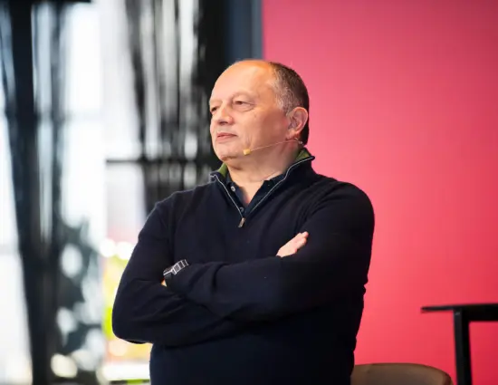 F1 | Vasseur sul 2024 ed il futuro: “La Ferrari 2025 sarà svelata il 19 febbraio, non sono preoccupato per il rapporto Hamilton – Leclerc”