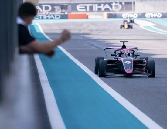 F1 Academy | GP Abu Dhabi 2024: Abbi Pulling vince in scioltezza Gara 1