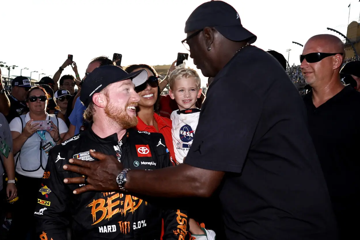 NASCAR | Weekly News – #33