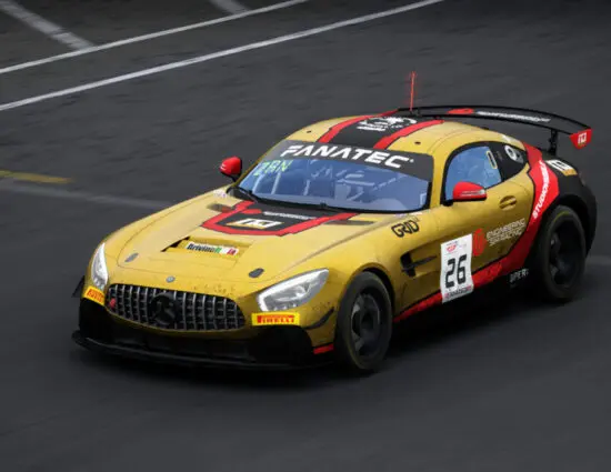 eSport | CIGT4 ACI ESport 2024: Andrea Zanelotti (MG Italian Job Setup) vince il Round 5 ad Oulton Park