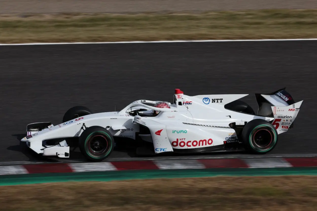 Super Formula | Suzuka post-season test 2024: Makino ed Ohta spadroneggiano nel Day 2