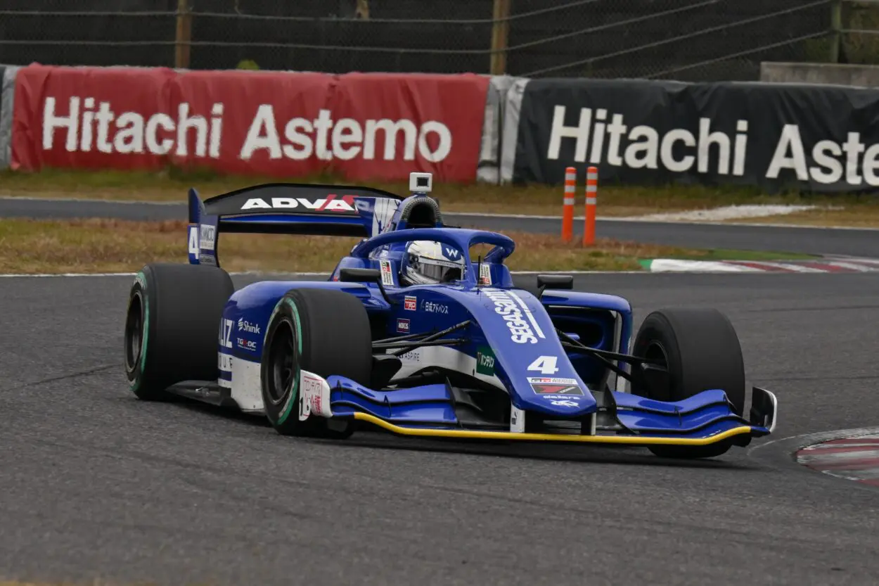 Super Formula | Toyota annuncia il roster per il campionato 2025: confermato il ritorno di Fenestraz con TOM’S; O’Sullivan, Rasmussen e Takaboshi al debutto