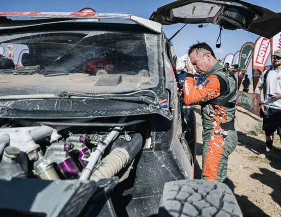 Dakar 2025 | Sébastien Loeb fuori dalla corsa dopo l’incidente della quarta giornata