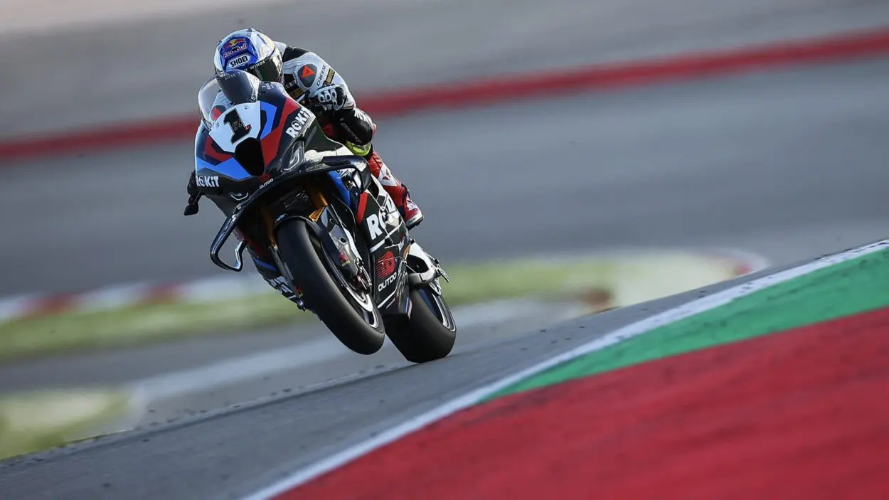 SBK | Test Portimão pre-2025, giorno 1: Toprak Razgatlıoğlu, al rientro, è il più veloce