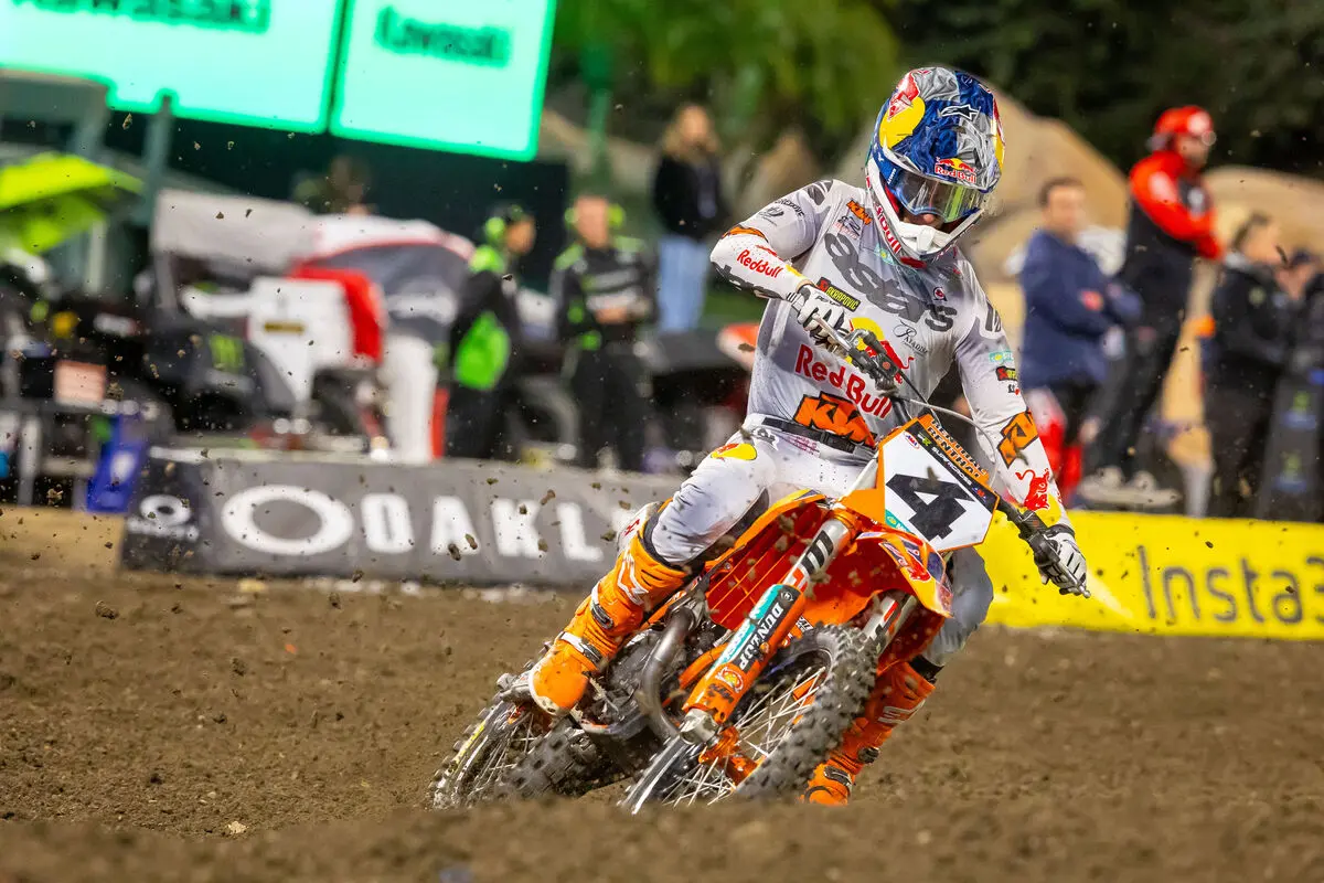 Supercross | Chase Sexton emerge nella Triple Crown di Glendale