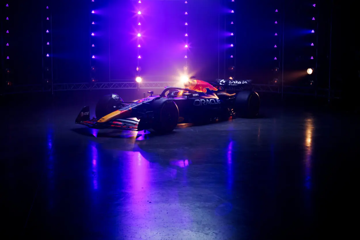 F1 | Tolti i veli alla Red Bull RB21 di Max Verstappen e Liam Lawson