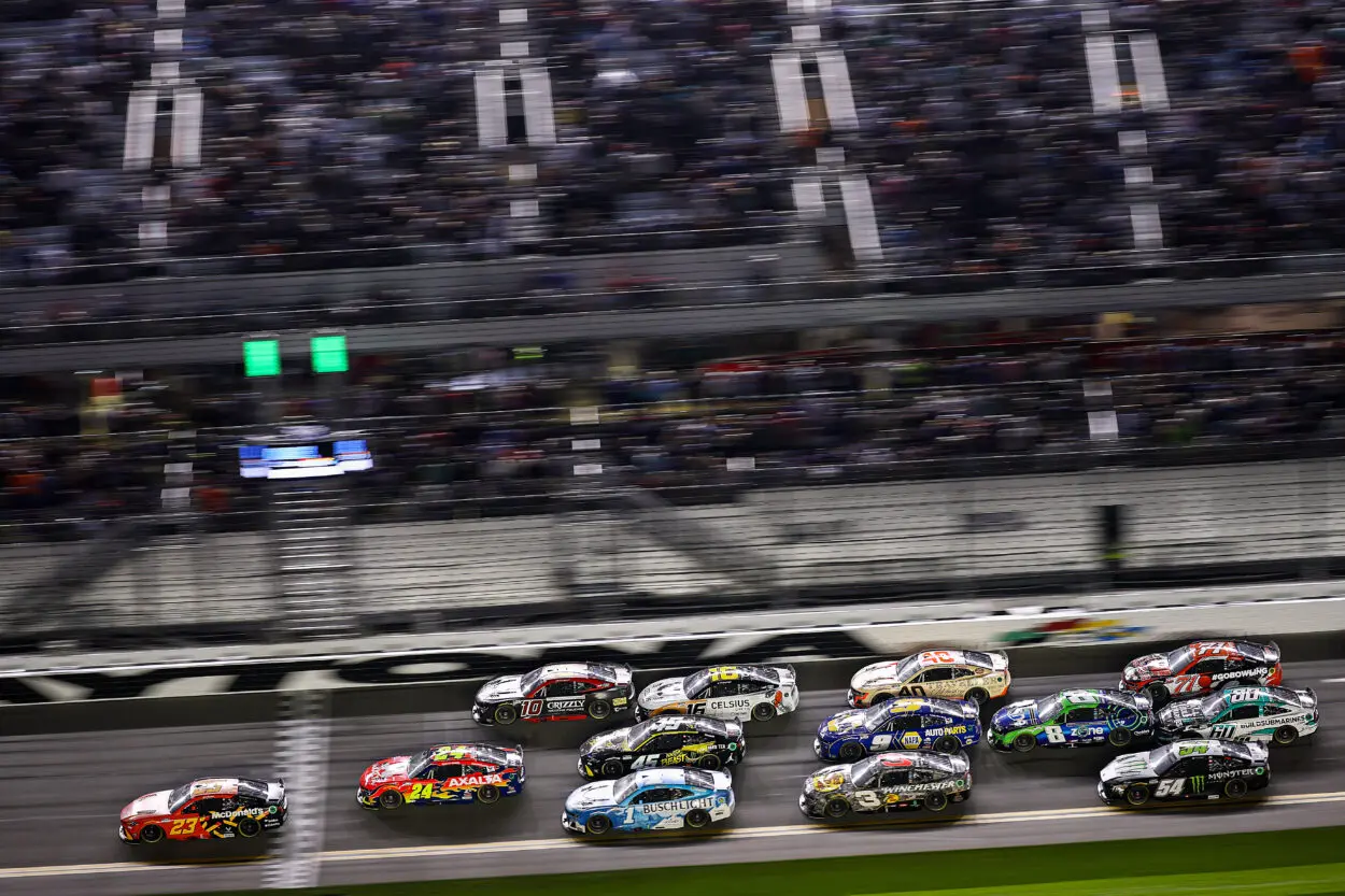 NASCAR | Cup Series, Daytona Duels: Bubba Wallace e Austin Cindric vincono le gare di qualificazione