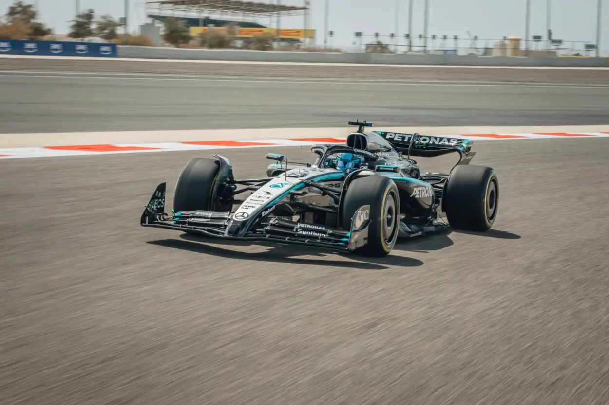 F1 | Mercedes W16, immagini e video della prima uscita in Bahrain