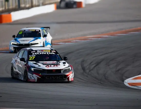TCR Spain | Pre-Season Valencia 2025, Gara 2: sfilata di Volt che chiude a bottino pieno l’evento pre-campionato