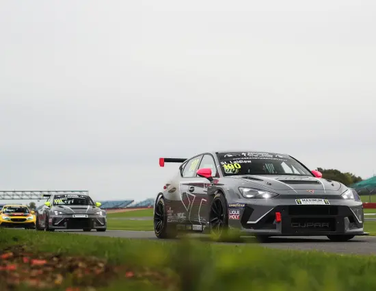 TCR Spain | Sam e Steve Laidlaw presenti a Valencia per il weekend pre-season