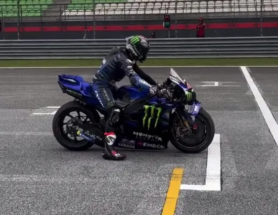 MotoGP | Shakedown Test Sepang pre-2025, giorno 2: Álex Rins su Yamaha precede di soli 0″003 Pol Espargaró, terzo Quartararo