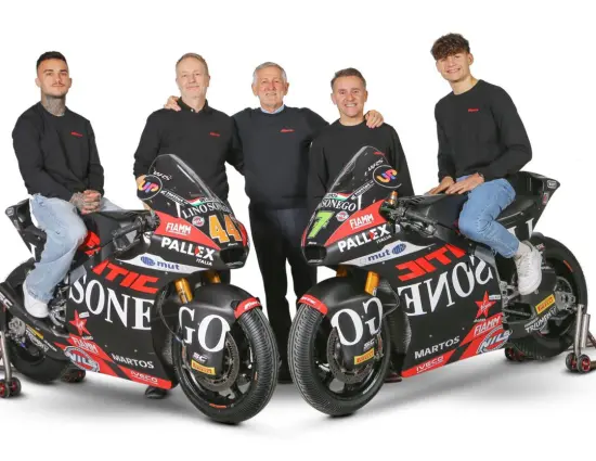 Moto2 | Presentata la squadra Fantic Racing 2025, il confermato Arón Canet ora affiancato da Barry Baltus