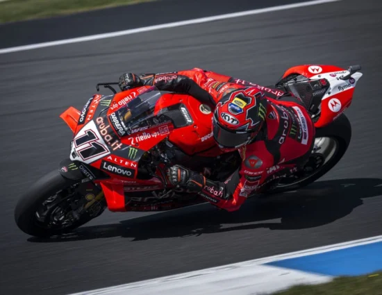 SBK | Round Australia 2025, FP2: Nicolò Bulega replica al pomeriggio, Iannone di nuovo secondo