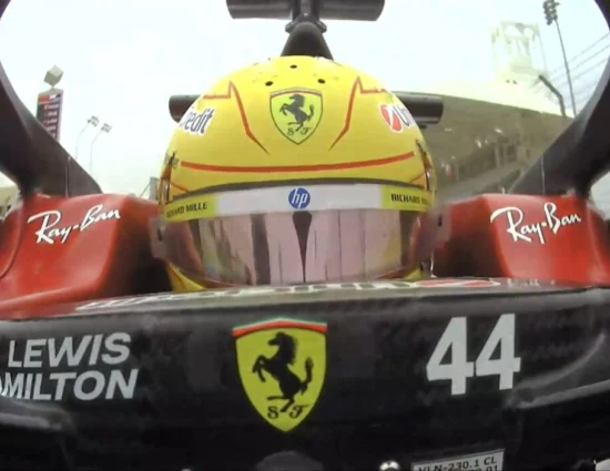 F1 | Test Bahrain 2025, day 2: Hamilton in testa al mattino con la Ferrari, sessione disturbata dal meteo. Problemi Red Bull