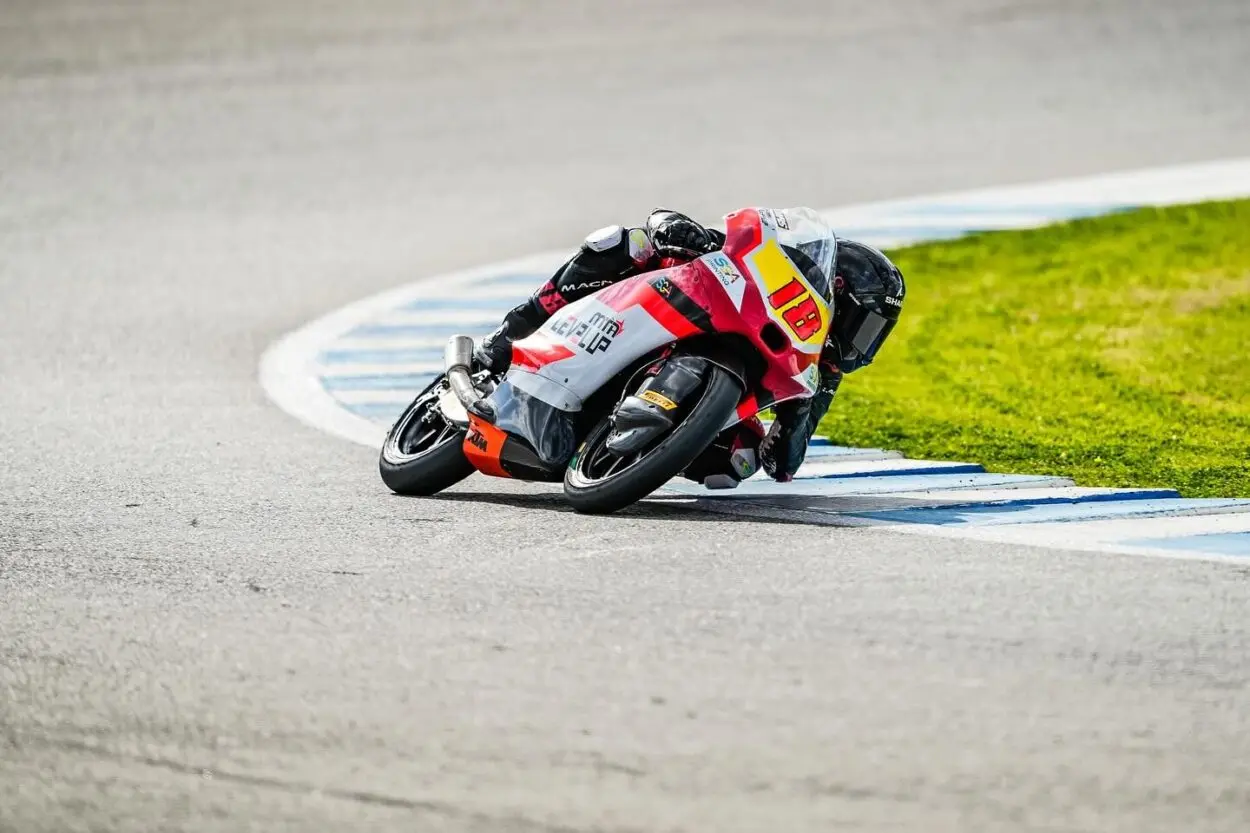 Moto3 | GP Thailandia 2025, Practice: Matteo Bertelle comanda le pre-qualifiche, “doppietta” italiana con Nepa secondo