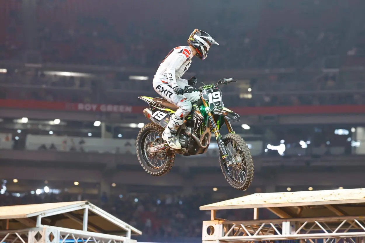Supercross | Glendale 2025, Smith: “Ho creduto da subito nel team, questi sono i risultati di un duro lavoro”