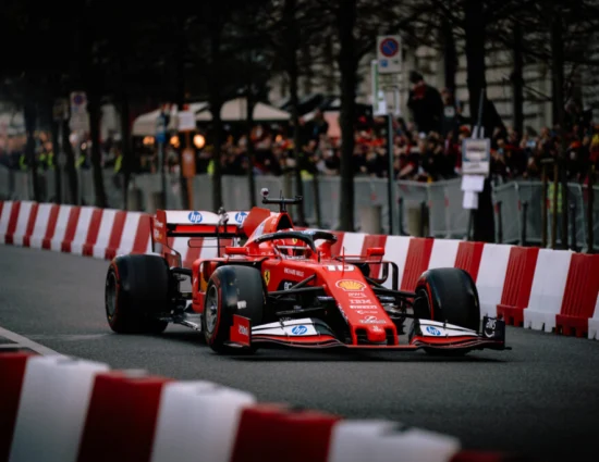 F1 | Ferrari a Milano, la gallery con le immagini della festa di Piazza Castello