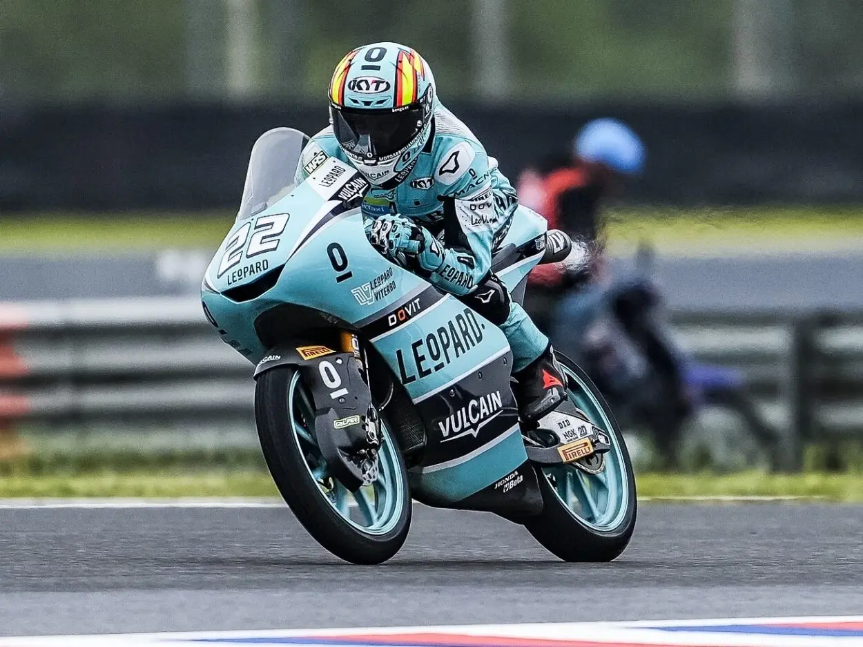 Moto3 | GP Argentina 2025, Practice: David Almansa abbatte il record del tracciato