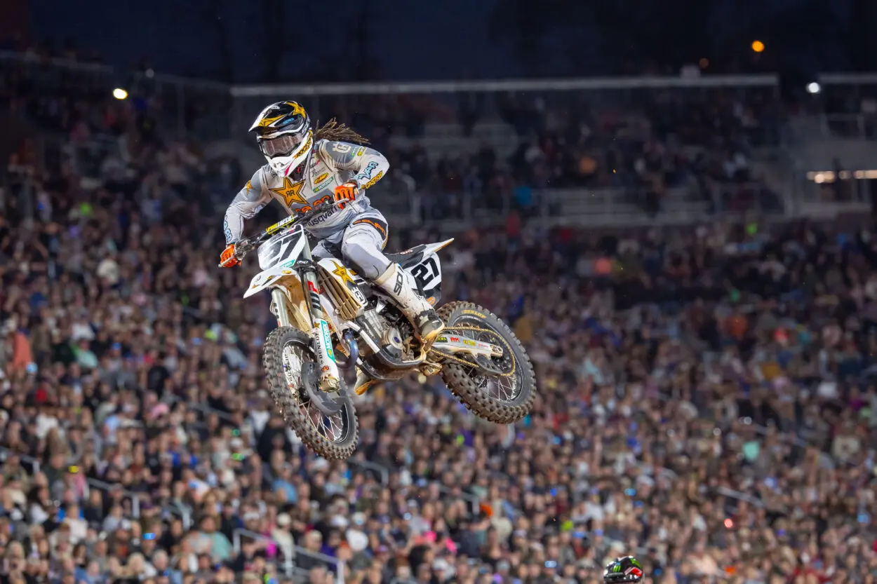 Supercross | Birmingham 2025, Stewart: “Ho colpito forte un’anca in prova, ho dato tutto”