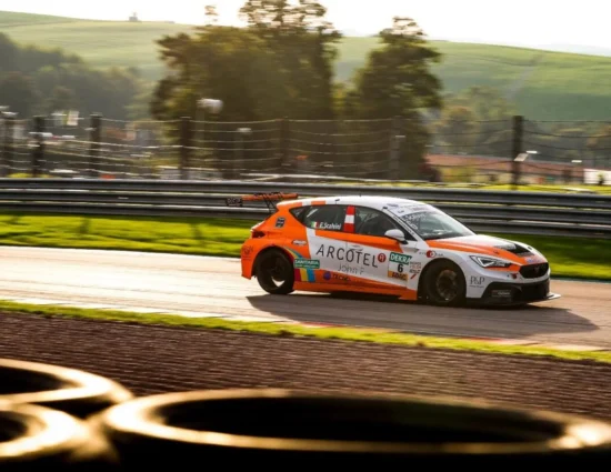 TCR European Endurance | Eric Scalvini e Salvatore Tavano a caccia del titolo con Wimmer Werk Motorsport