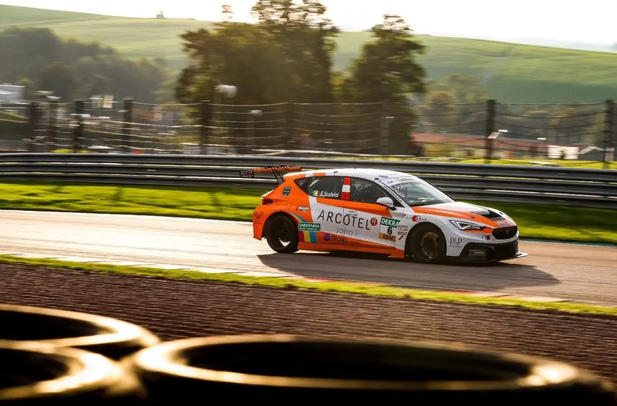 TCR European Endurance | Eric Scalvini e Salvatore Tavano a caccia del titolo con Wimmer Werk Motorsport