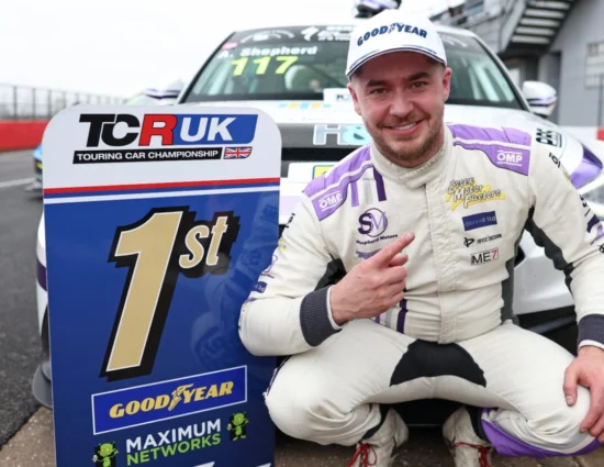 TCR UK | Donington #1 2025, Gara 1: Vittoria in solitaria per Shepherd davanti a Sam e Steve Laidlaw