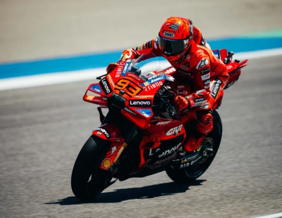 MotoGP | GP Thailandia 2025, Qualifiche: Marc Márquez debutta in rosso conquistando la pole position