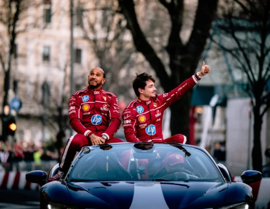 F1 | Festa Ferrari a Milano, le parole dei protagonisti. Hamilton: “Abbiamo quello che serve per il Mondiale”